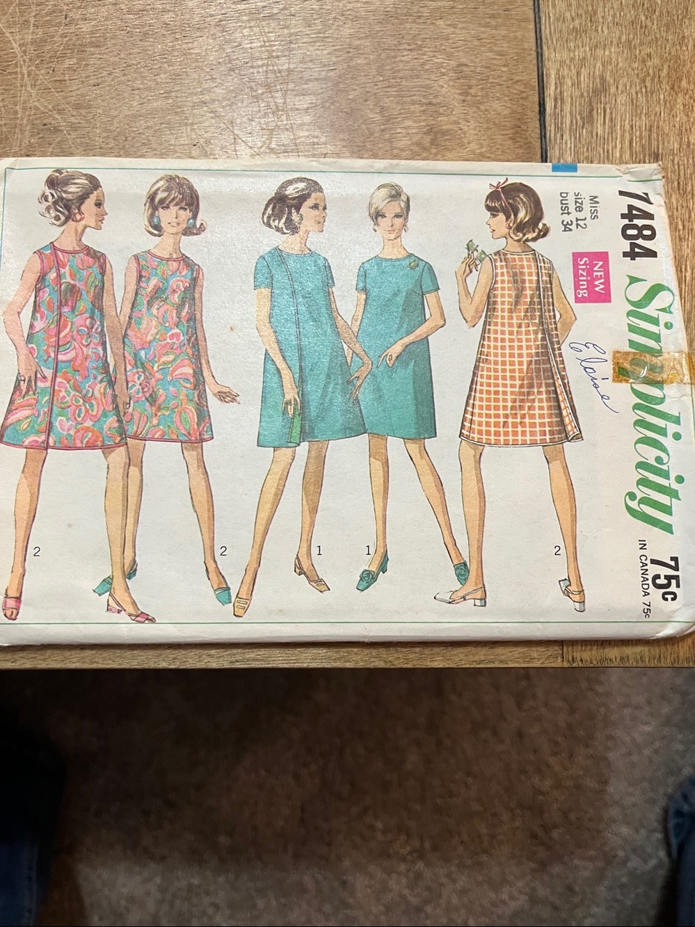 Vintage Simplicity Women's  Mini A-Line Shift Dress Pattern 7484 From the 60s